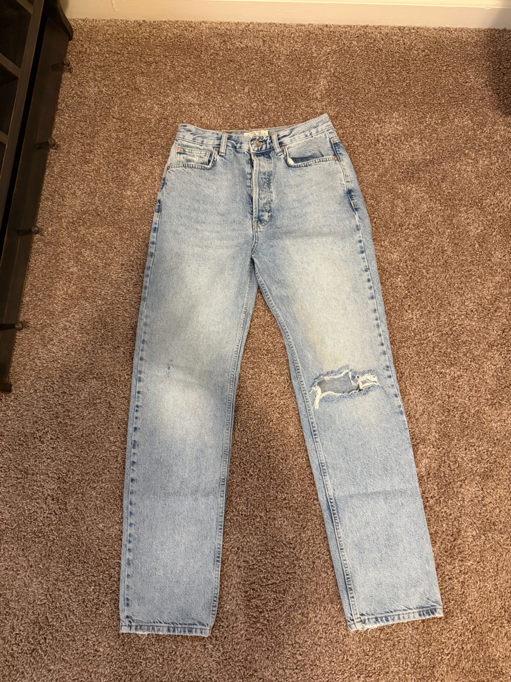 Free People Light Blue Straight Leg Jeans with Knee Rip